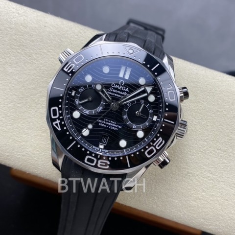 N1 공장 오메가 씨마스터 300M 44mm 210.32.44.51.01.001
