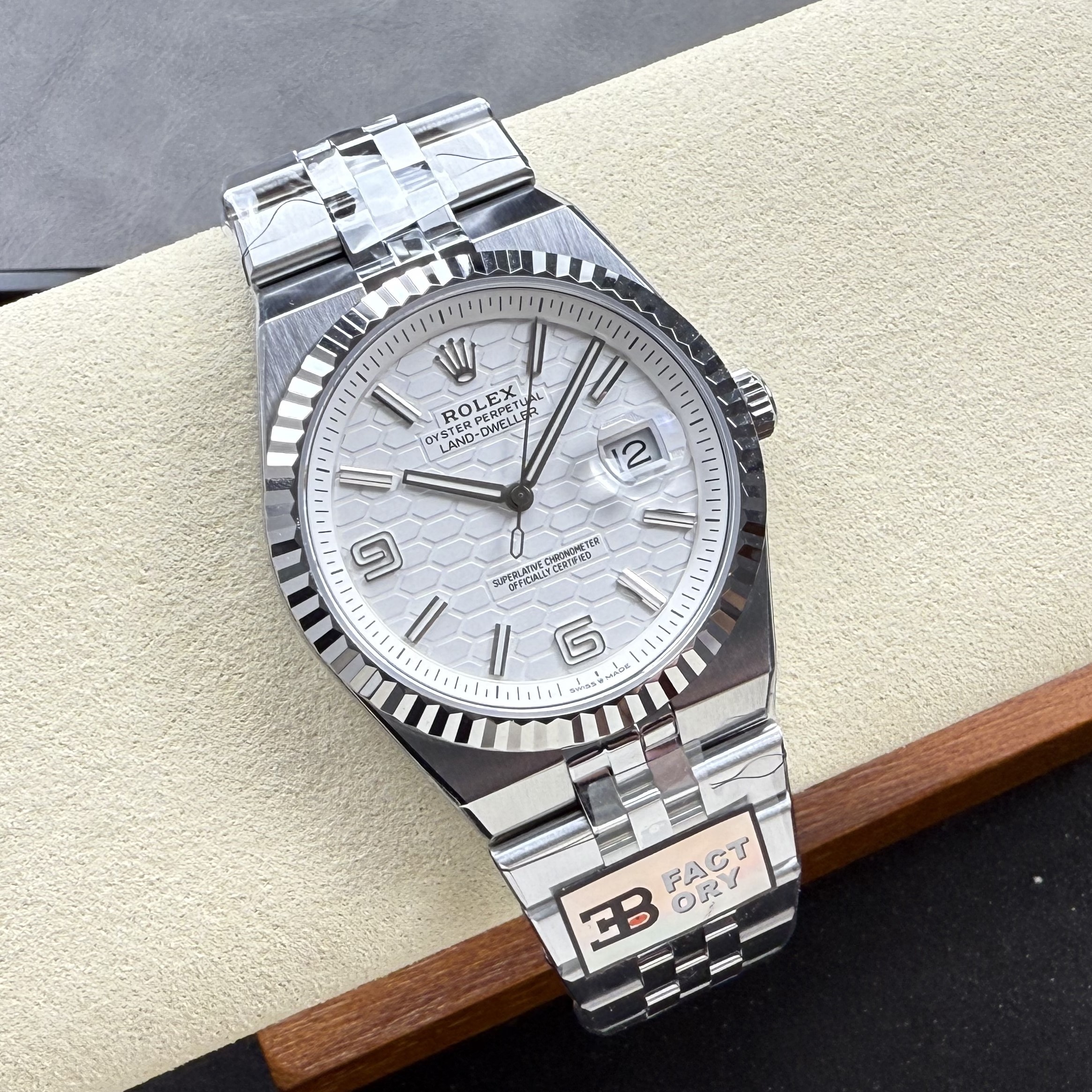 롤렉스 2026 랜드웰러 Rolex Land-Dweller 화이트 127234